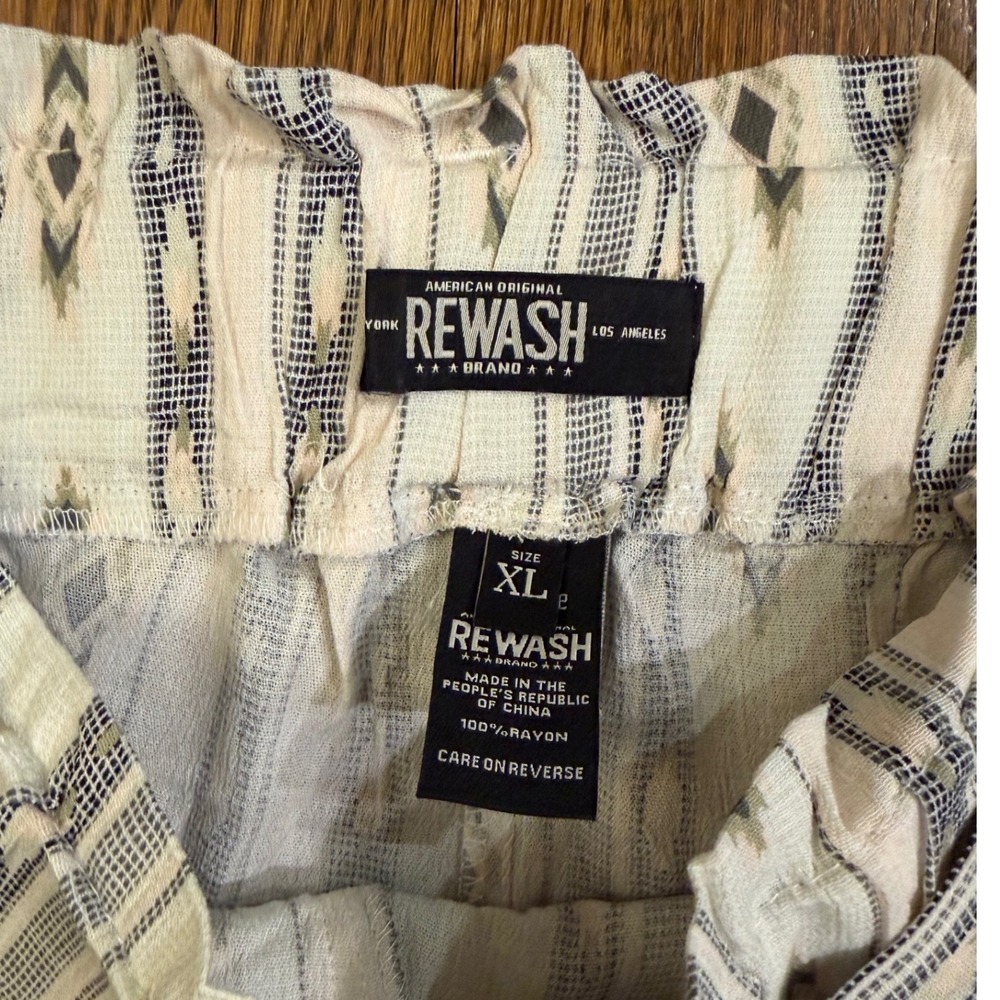 Rewash Tribal Print Paperbag Waist Shorts XL Cream Blue Rayon Boho Tie Belt - Picture 3 of 8